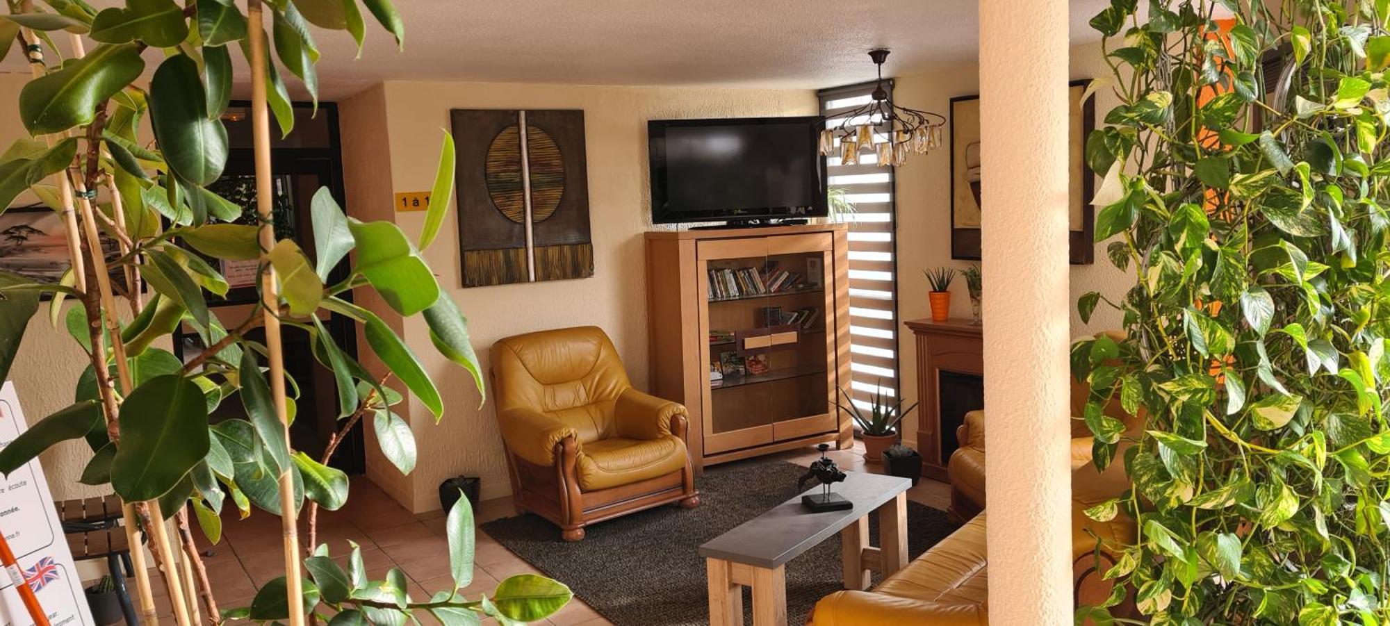 Hotel L'Etoile Aeroport - A61 Carcassonne Eksteriør bilde