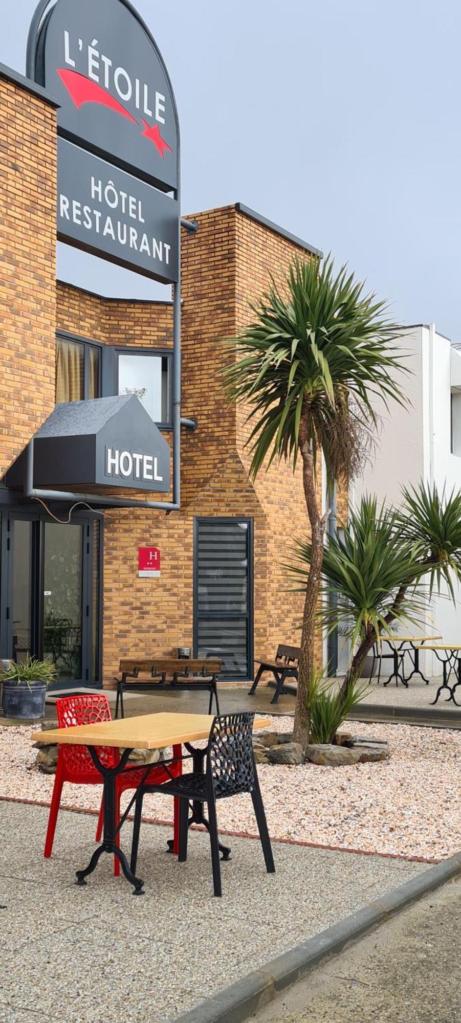 Hotel L'Etoile Aeroport - A61 Carcassonne Eksteriør bilde