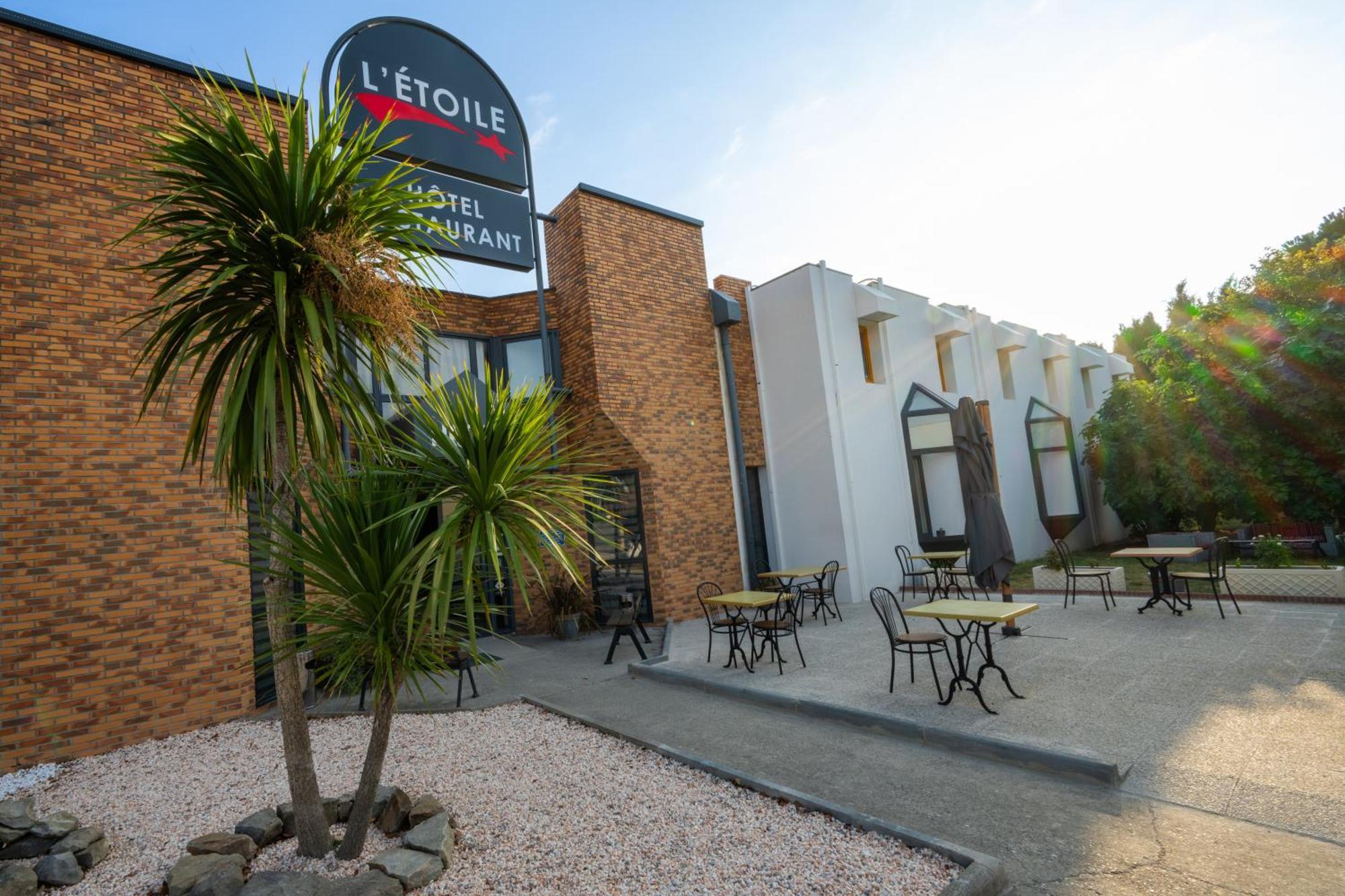 Hotel L'Etoile Aeroport - A61 Carcassonne Eksteriør bilde
