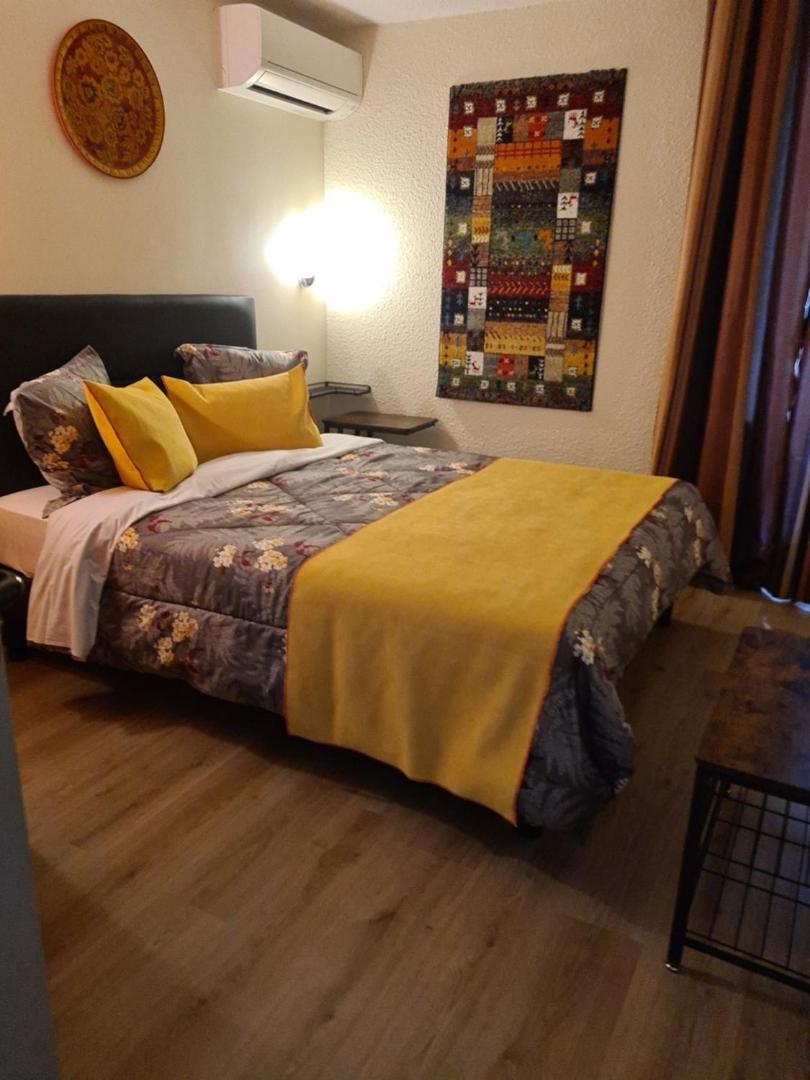 Hotel L'Etoile Aeroport - A61 Carcassonne Eksteriør bilde