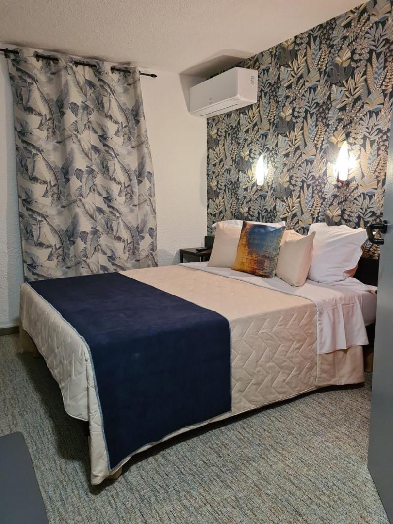 Hotel L'Etoile Aeroport - A61 Carcassonne Eksteriør bilde