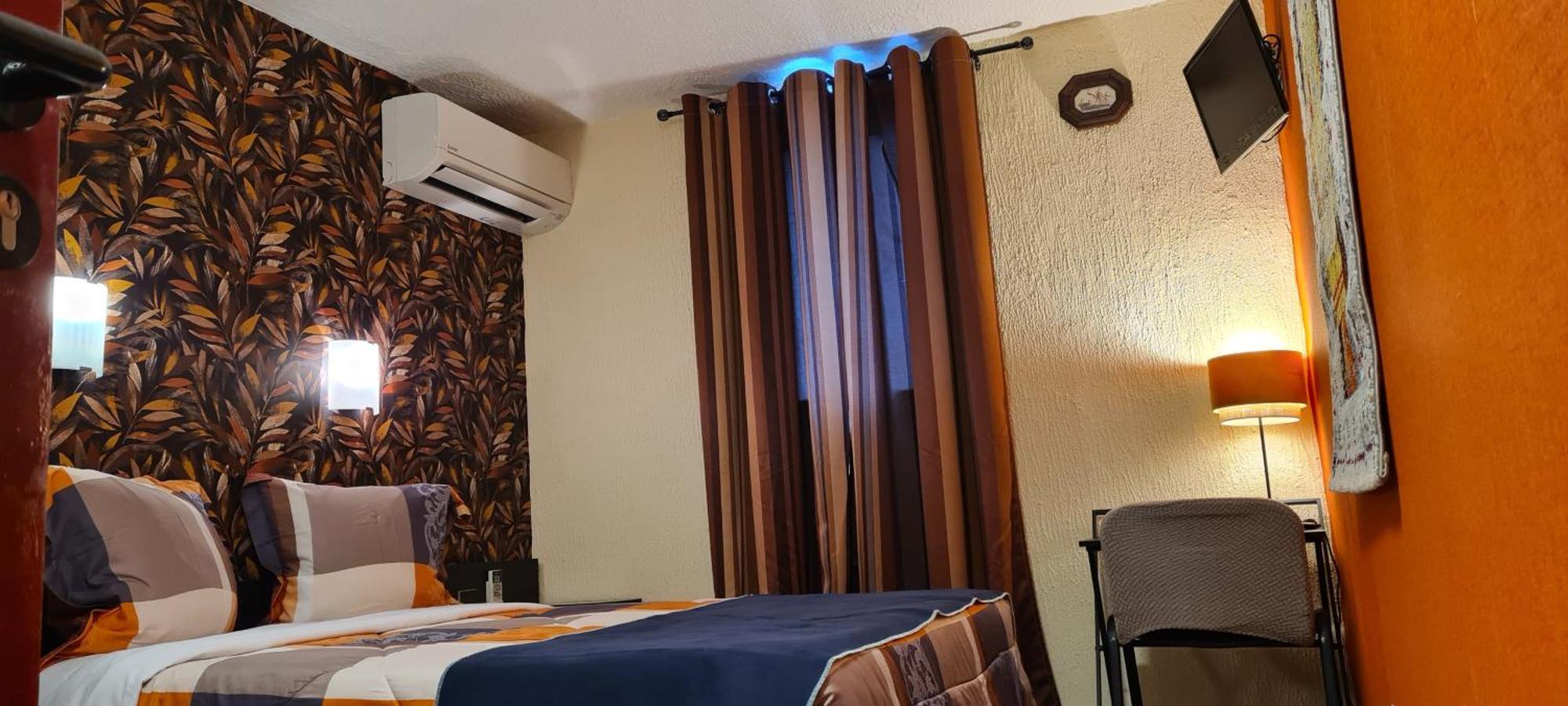 Hotel L'Etoile Aeroport - A61 Carcassonne Eksteriør bilde